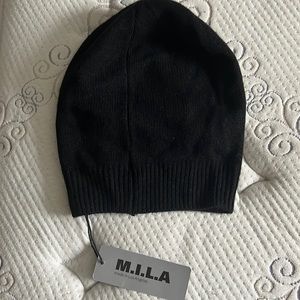 Black beanie brand new cashmere